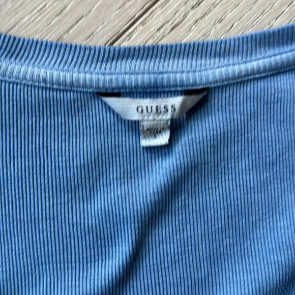 Guess top - Picture 5 of 5